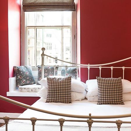 White Hart Hotel Стоу на Вёлд Номер фото